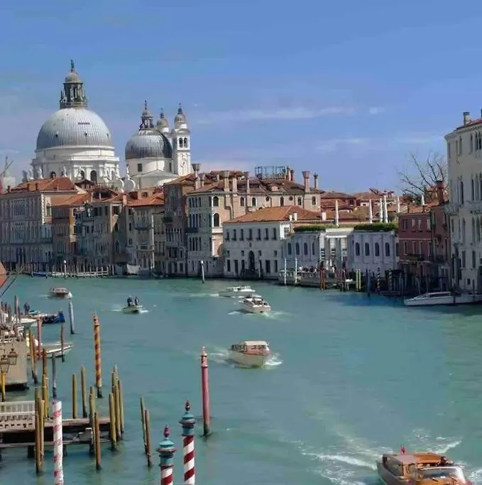 Venice Station Apartment 메스트레